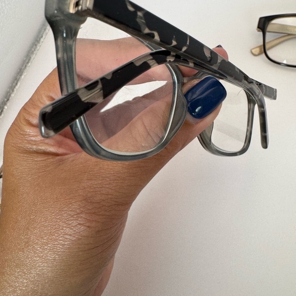 Two Pair Of Foster Grant Design Optics Eyeglass Frames 52-15-141 53-15-141 main image 11